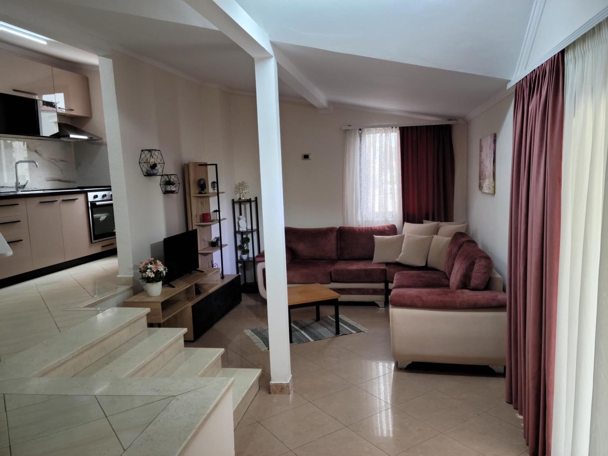 Gledis Apartment Tirana - Panoramic City Terrace المظهر الخارجي الصورة