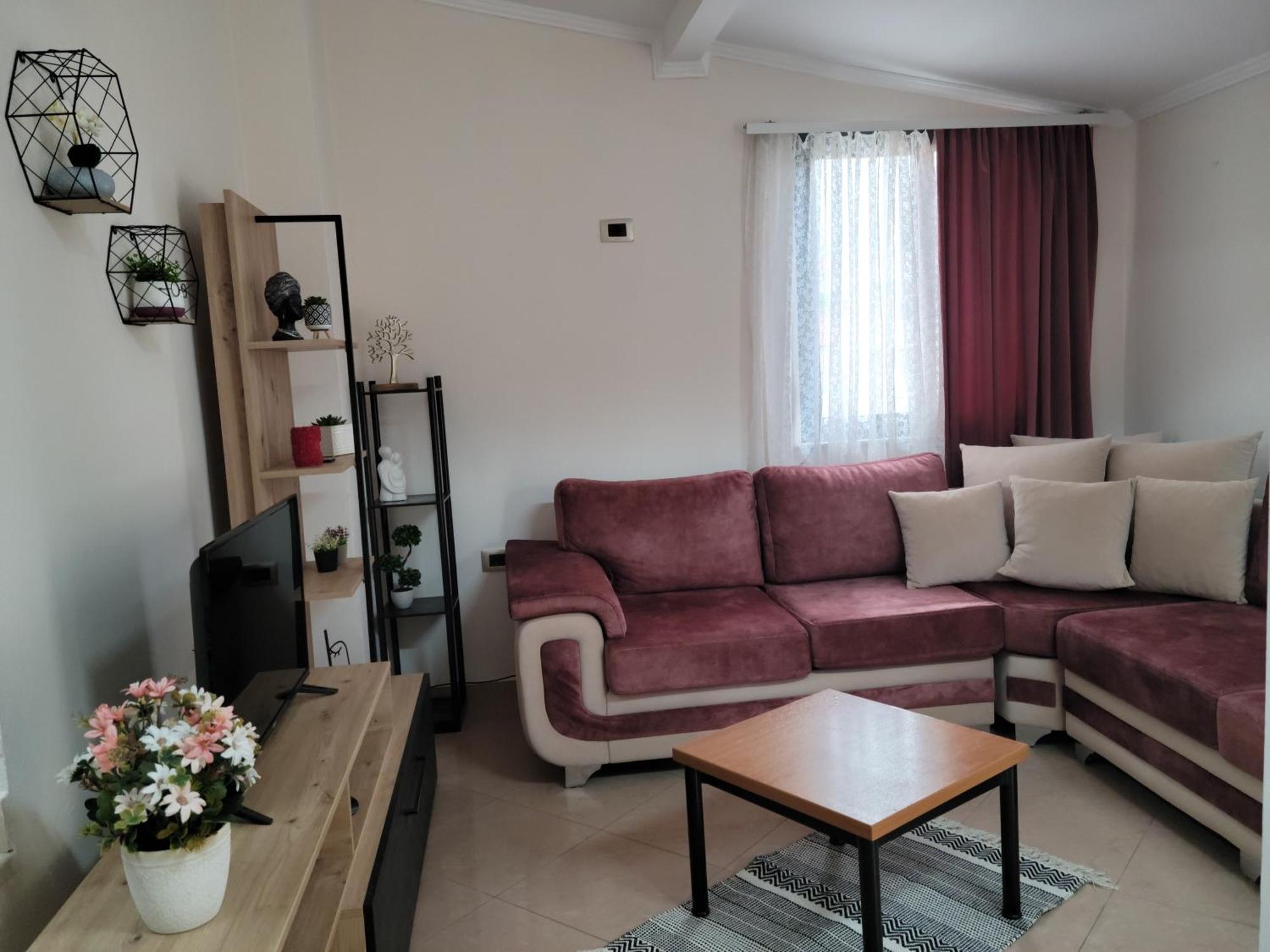 Gledis Apartment Tirana - Panoramic City Terrace المظهر الخارجي الصورة
