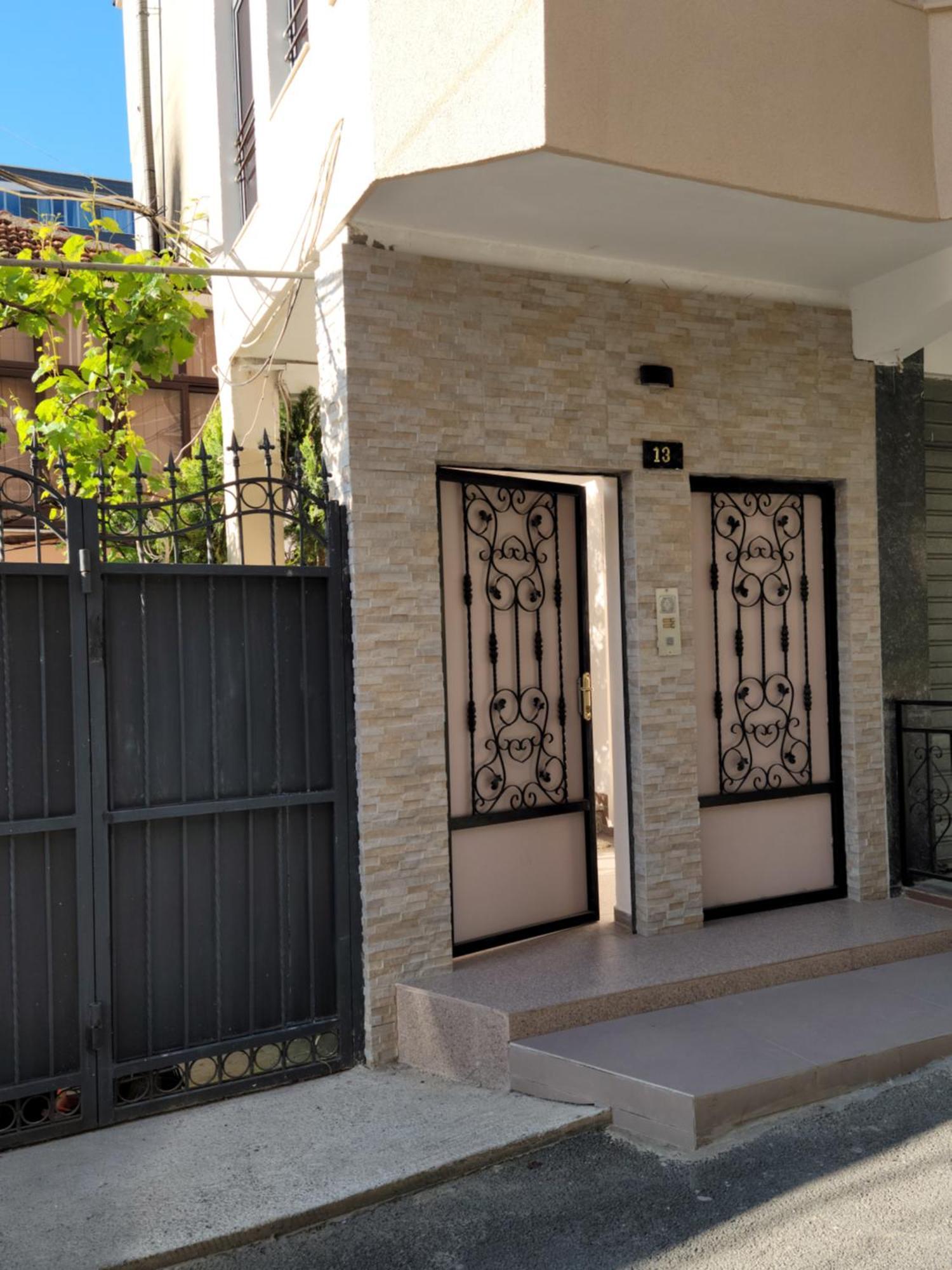 Gledis Apartment Tirana - Panoramic City Terrace المظهر الخارجي الصورة