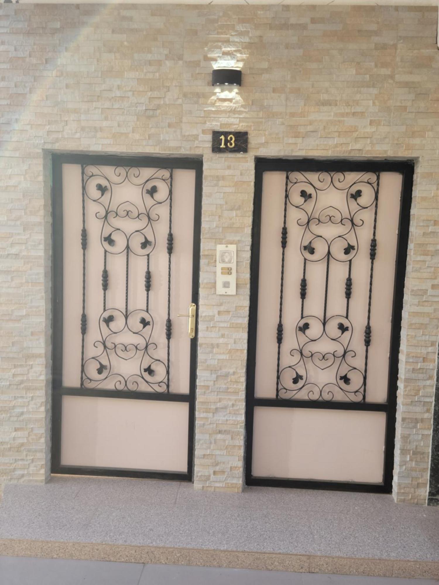 Gledis Apartment Tirana - Panoramic City Terrace المظهر الخارجي الصورة